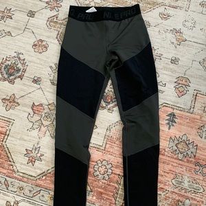 Nike pro women’s tights